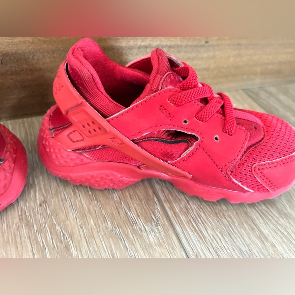 Nike toddler Huarache red tennis shoe size 8C - Picture 4 of 8